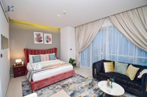 Luxury Escapes - Modern studio in West Avenue Dubai Marina